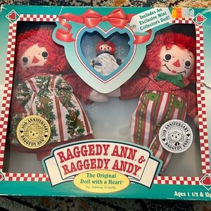 Raggedy Ann & Raggedy Andy  The Original Doll with a Heart by Johnny Gruelle